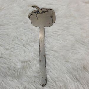 Bell Pepper 🫑 Metal Garden Stake